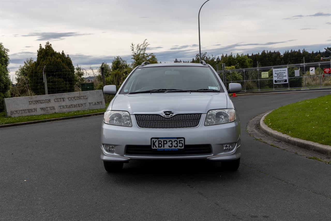 2004 Toyota Fielder