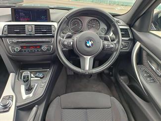 2013 BMW 3 Series - Thumbnail