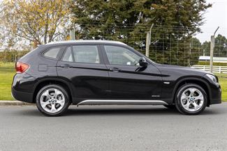 2010 BMW X1 - Thumbnail