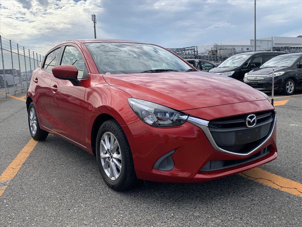 2015 Mazda Demio