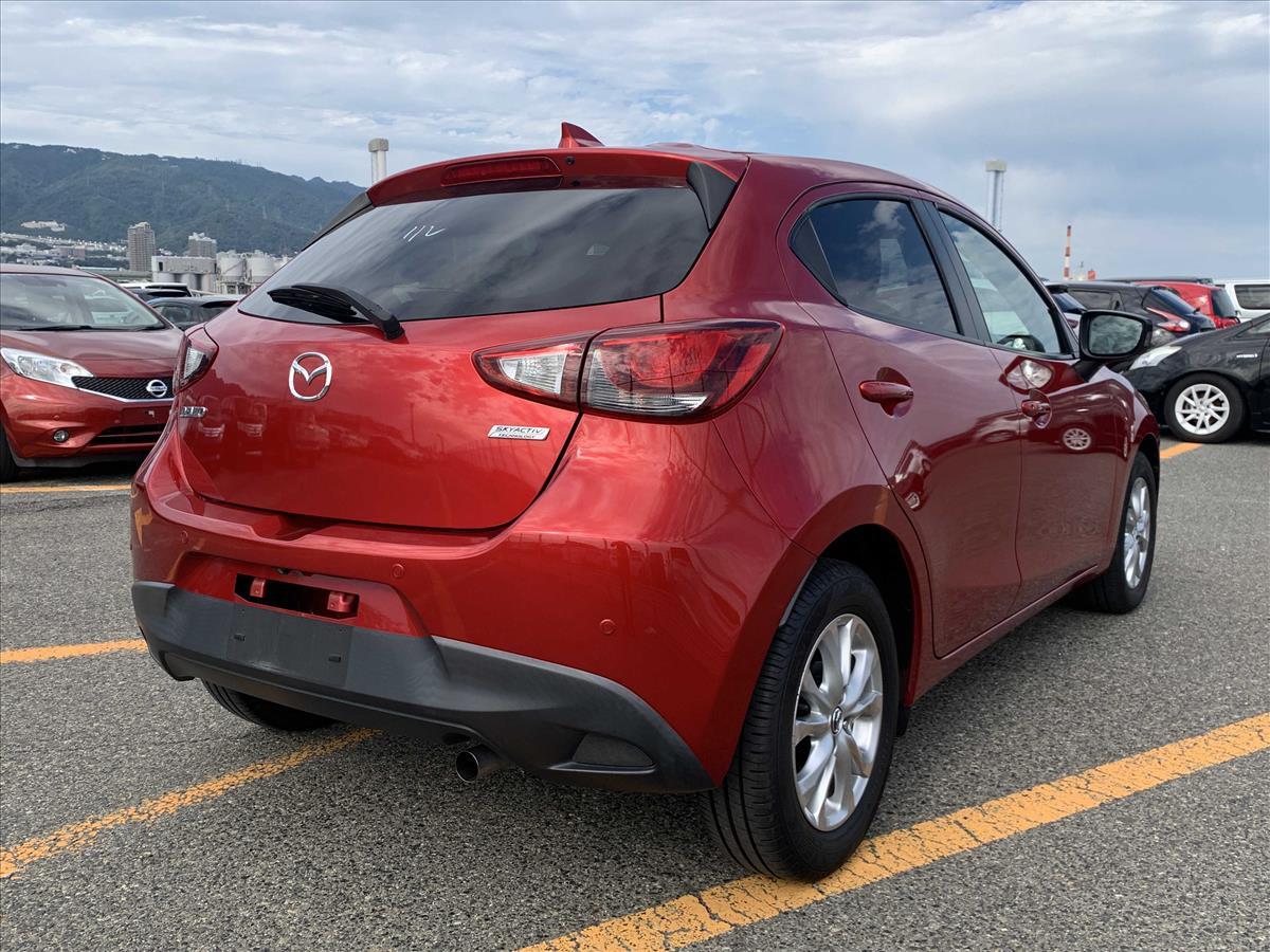 2015 Mazda Demio