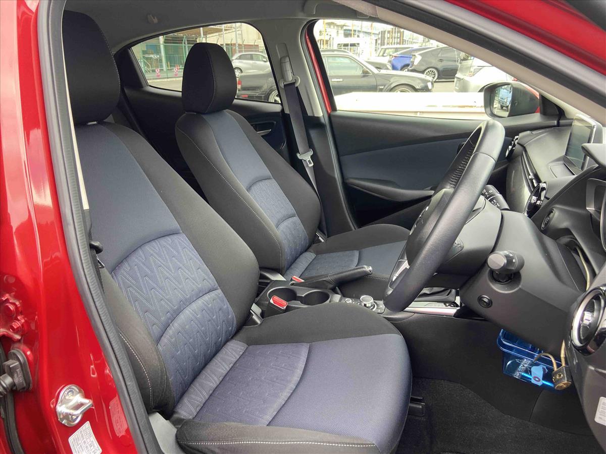 2015 Mazda Demio