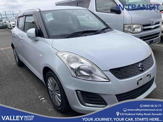 2015 Suzuki Swift - Thumbnail