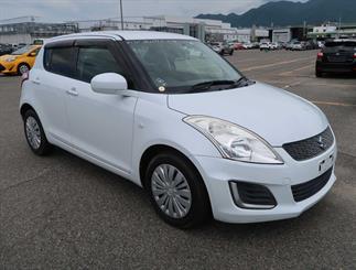 2015 Suzuki Swift - Thumbnail