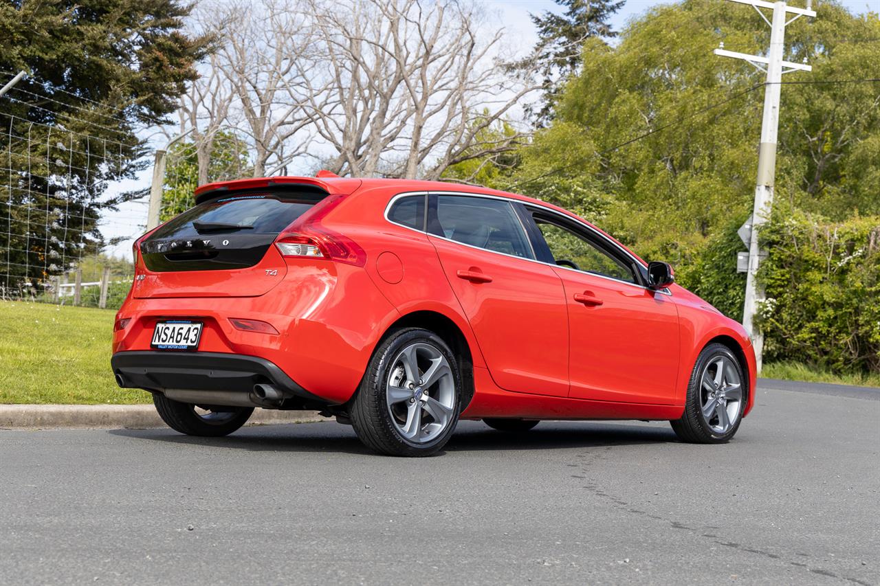 2014 Volvo V40