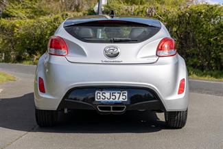 2013 Hyundai Veloster - Thumbnail