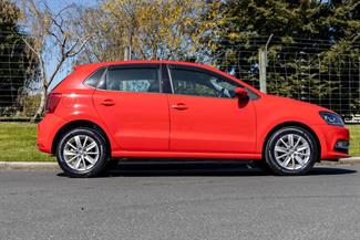 2015 Volkswagen Polo - Thumbnail