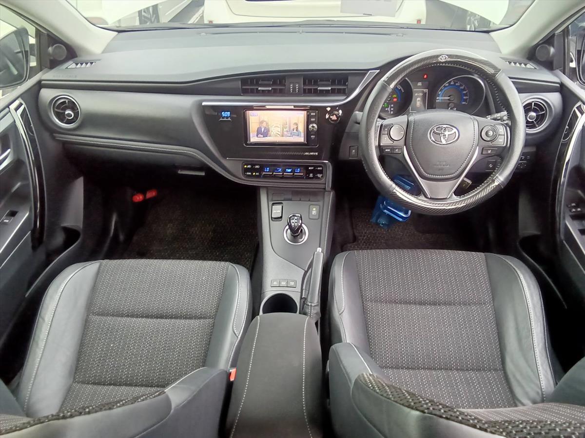 2016 Toyota Auris