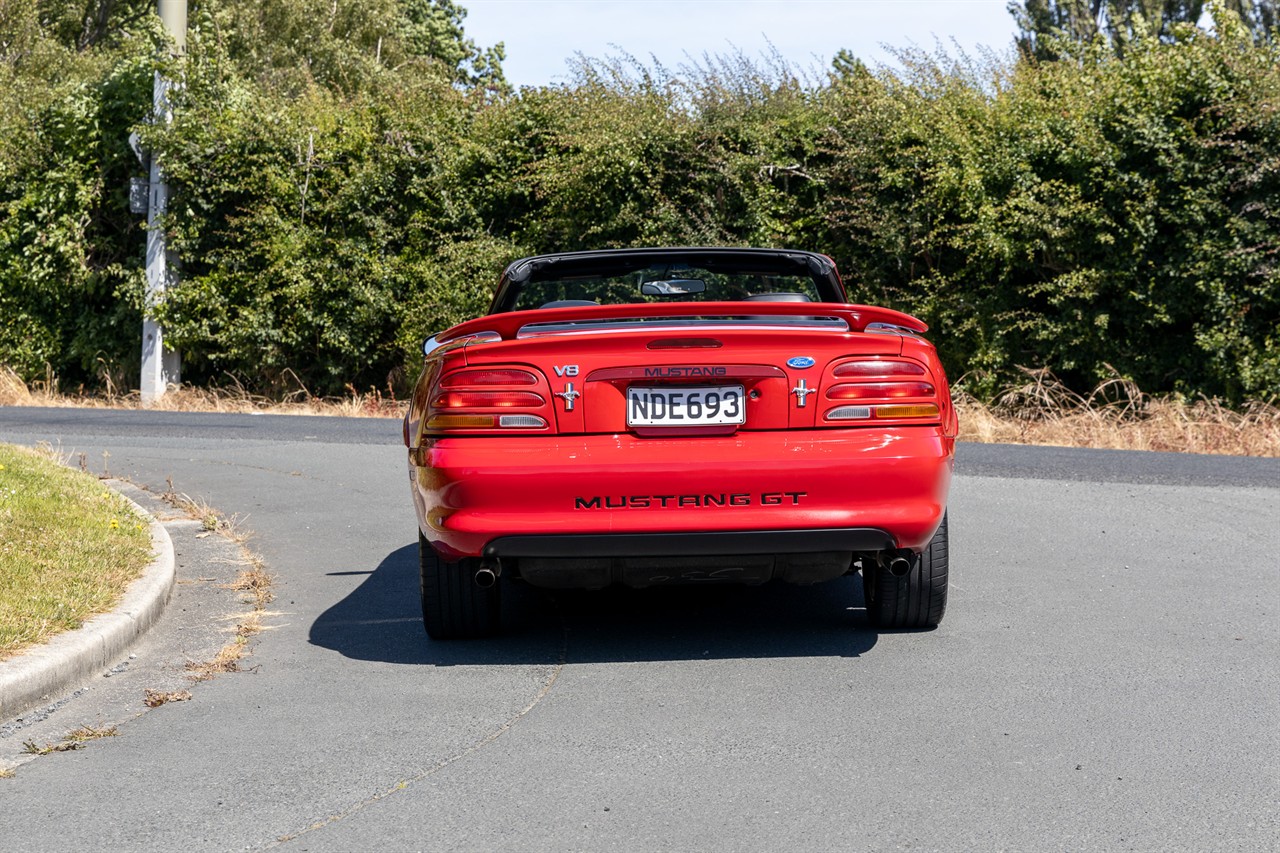 1994 Ford Mustang