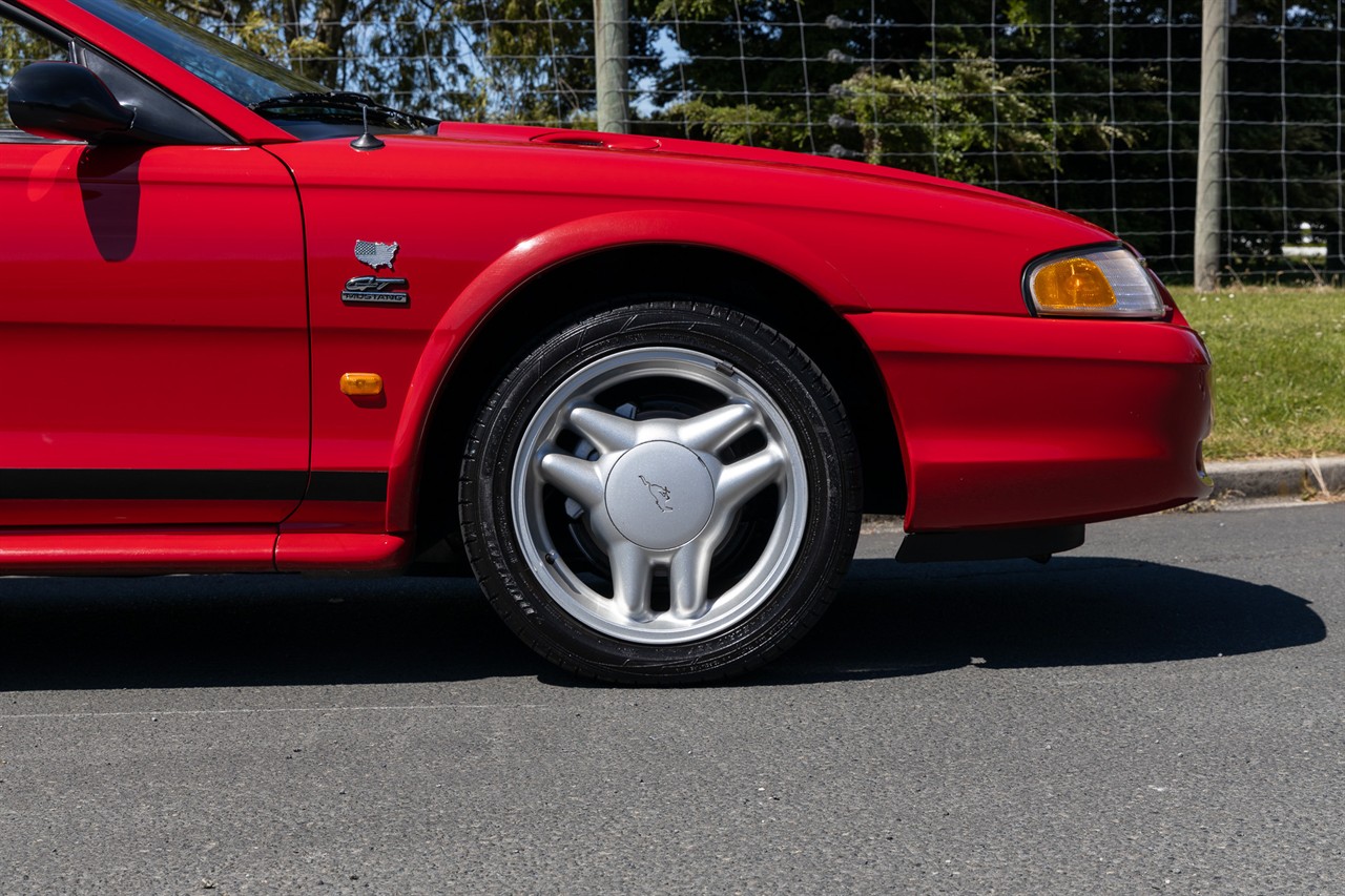 1994 Ford Mustang